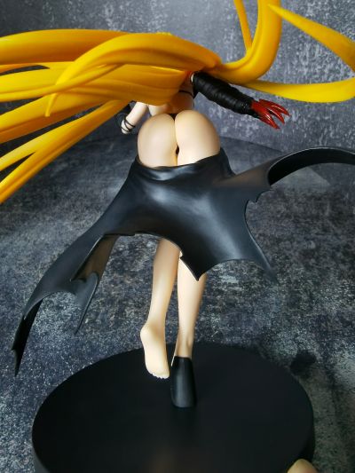 金色暗影 黑暗形态