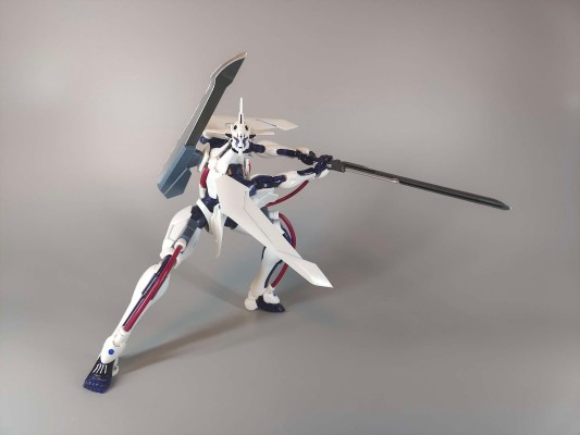 MODEROID 枪心剑刃 星期四·神裁