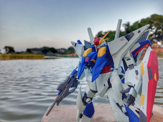 ROBOT魂（Ka版）＜机动战士系列＞ Ξ高达-导弹舱装备（增标版）