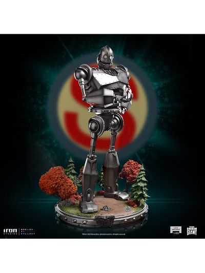 钢铁巨人 钢铁巨人和霍加斯·休斯