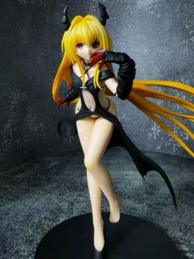 金色暗影 黑暗形态