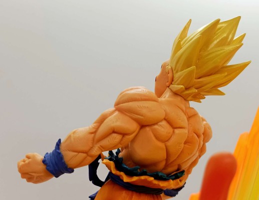 FiguartsZERO [超激战] 龙珠Z 超级赛亚人 孙悟空 你还敢提小林!!!!!