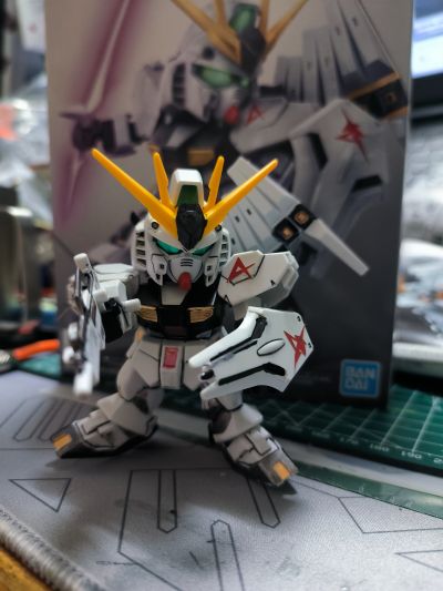 SD高达 EX-Standard 机动战士高达 逆袭的夏亚 RX-93 ν高达