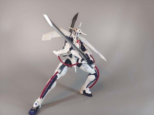 MODEROID 枪心剑刃 星期四·神裁