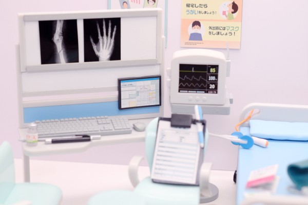 小小样品系列 小小医生 请帮我看看！