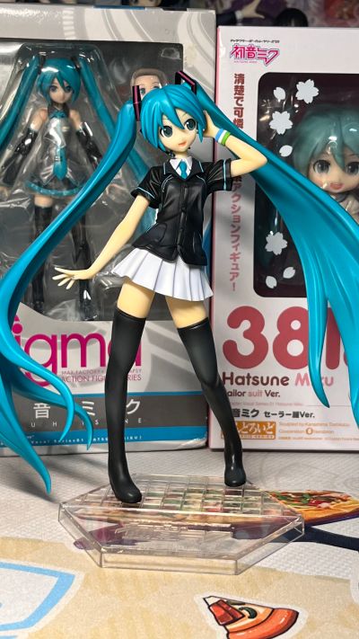 Happyくじ VOCALOID 初音未来 FamilyMart ver.