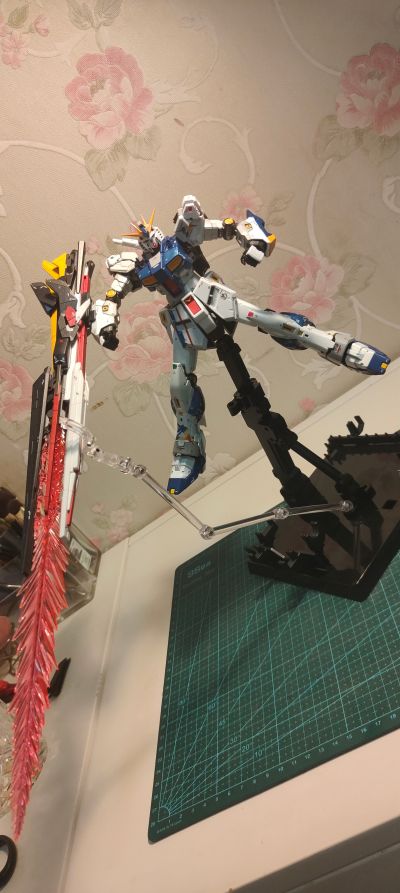 超合金 RX-93ff Nu高达