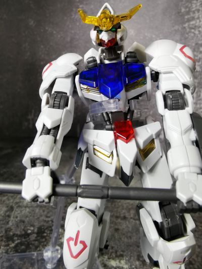 HG 1/144 机动战士高达 铁血的奥尔芬斯 ASW-G-08 巴巴托斯高达