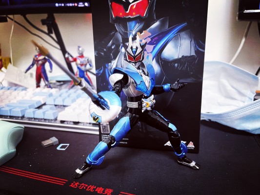 铠甲勇士形刻系列  茨纳米