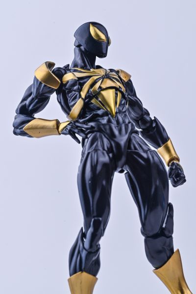 惊奇山口 转轮科技023EX  黑色钢铁蜘蛛侠