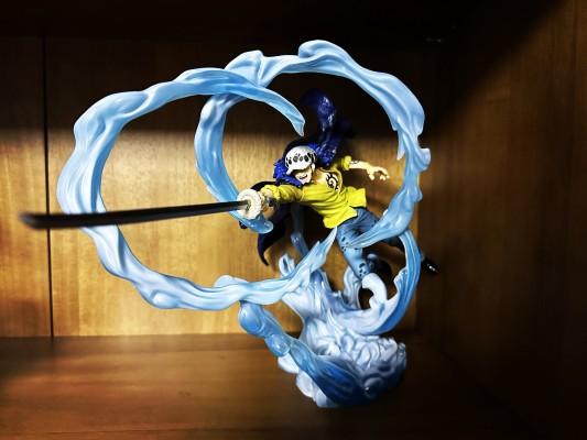 FiguartsZERO［超激战］ 航海王 和之国篇 特拉法尔加·罗 -三船长 鬼岛怪物决战-