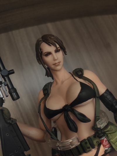 PlayArts改 メタルギアソリッドV クワイエット