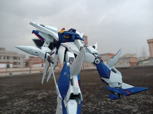 ROBOT魂（Ka版）＜机动战士系列＞ Ξ高达-导弹舱装备（增标版）