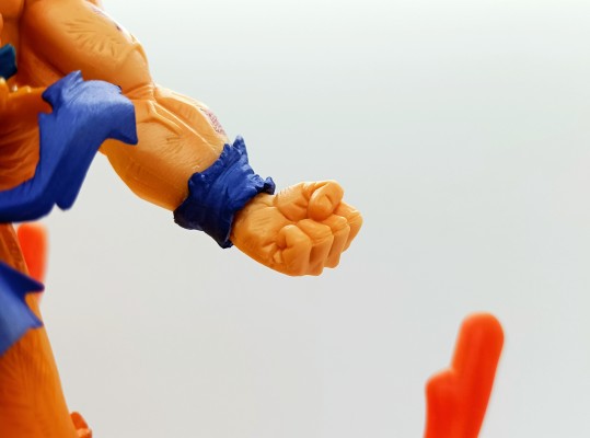 FiguartsZERO [超激战] 龙珠Z 超级赛亚人 孙悟空 你还敢提小林!!!!!