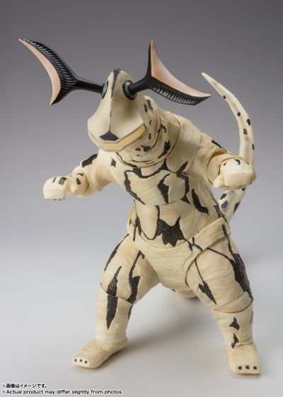 S.H.Figuarts 艾雷王
