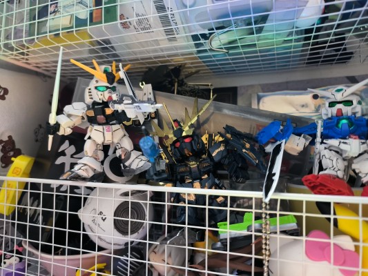 SD高达 EX-Standard 机动战士高达 逆袭的夏亚 RX-93 ν高达