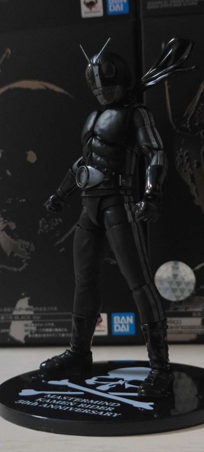 mastermind JAPAN x 假面骑士50周年纪念合作 S.H.Figuarts(真骨雕制法) 假面骑士新1号 黑色