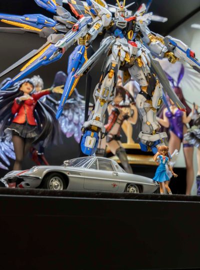 新世纪福音战士 NERV官用车 附属明日香手办