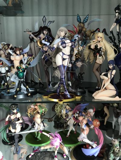 爆弹女孩 赛比娅·贝尔蒙特