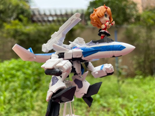 TINY SESSION 超时空要塞DELTA VF-31J 齐格飞（疾风机）+芙蕾雅