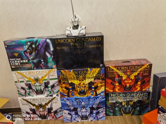 PG 机动战士高达UC: ONE OF SEVENTY TWO RX-0独角兽高达3号机菲尼克斯 Mastermind Japan Ver. 