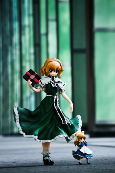 东方Project 1/8 七色の人形遣い 爱丽丝・玛格特罗依德 Forest Green ver. Limited Edition