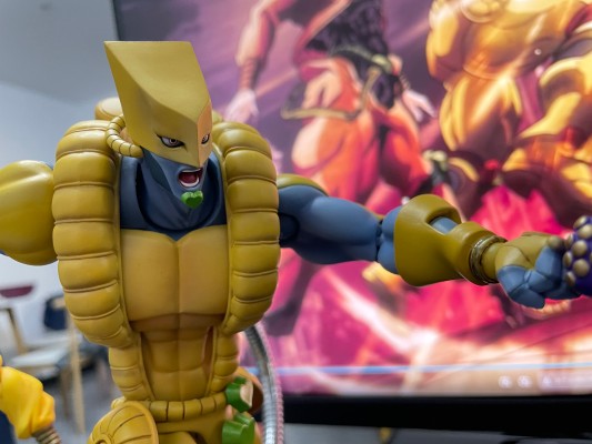 超像可动BIG  JOJO的奇妙冒险 星尘斗士  空条承太郎