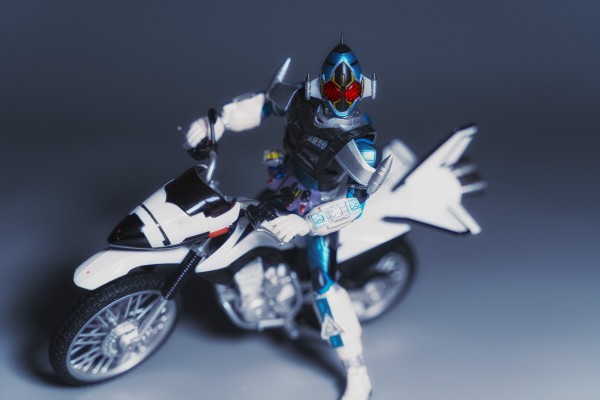 S.H.Figuarts  假面骑士卌骑 宇宙形态
