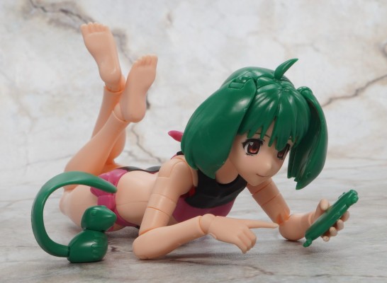 V.F.G. MC-09 超时空要塞F VF-25F 弥赛亚 兰花·李