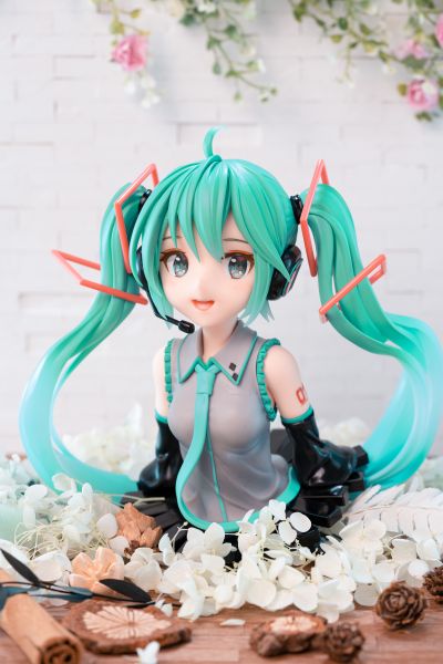 TAITO赏 初音未来39纪念日抽奖活动 终极快乐奖 初音未来胸像 终极快乐奖配色（原画师：藤原）