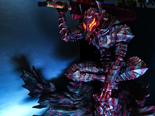 剑风传奇 42卷  格斯 (狂战士盔甲) 胸像附属特装版