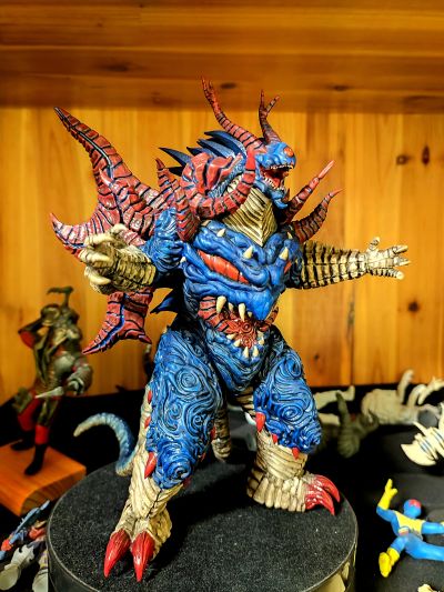 S.H.Figuarts 泰迦奥特曼 泰迦奥特曼 三重斯特利姆形态