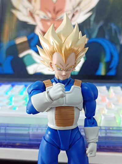 S.H.Figuarts    超级赛亚人贝吉塔-觉醒的超级赛亚人血统-