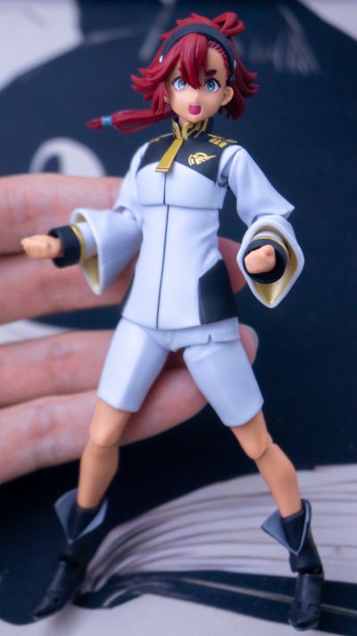 S.H.Figuarts  机动战士高达 水星的魔女 斯莱塔·墨丘利