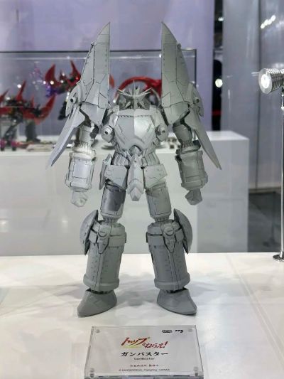 铁魄 飞跃巅峰 钢巴斯塔