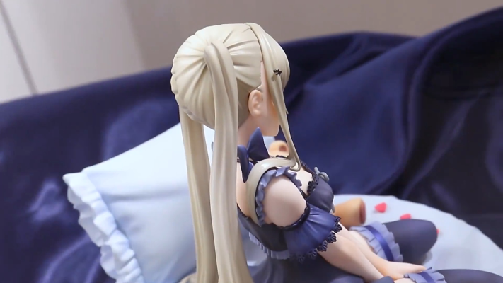 邻家的天使同学 椎名真昼 小恶魔