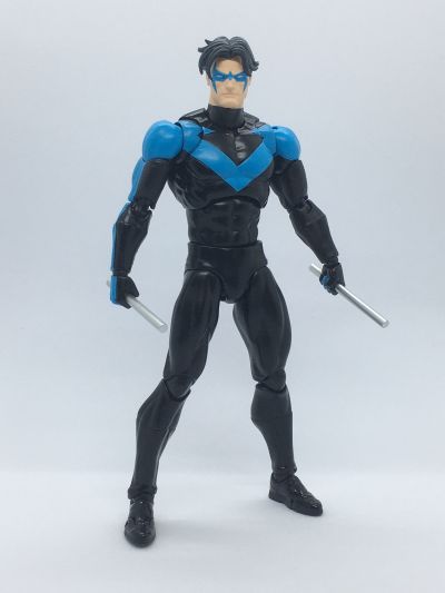 MAFEX 编号175 蝙蝠侠：缄默 夜翼