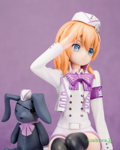 请问您今天要来点兔子吗？BLOOM 保登心爱 制服