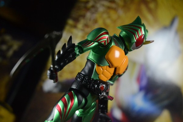 S.H.Figuarts  假面骑士亚马逊欧米伽 （Amazon.co.jp独家版）