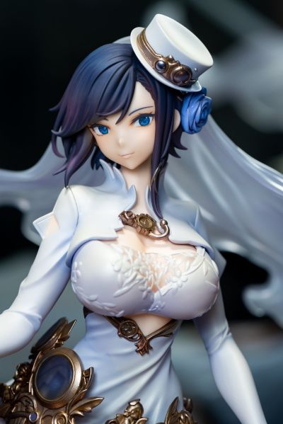 碧蓝航线 皇家方舟 纯白的守护者