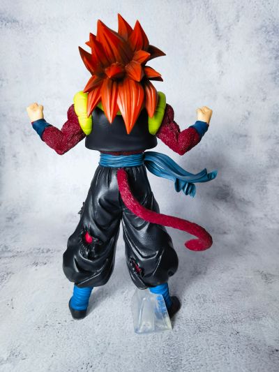 一番赏 超级龙珠英雄-第四任务 B奖 黑衣战士 （超级赛亚人）