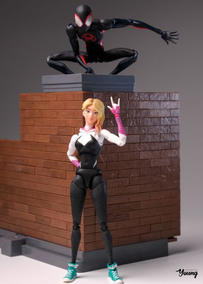 S.H.Figuarts  蜘蛛格温（蜘蛛侠：纵横宇宙）