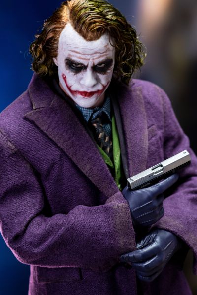 DC系列  蝙蝠侠：黑暗骑士 小丑 希斯莱杰 全身像