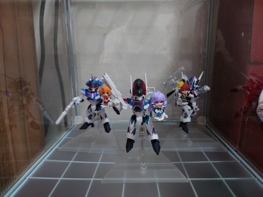 TINY SESSION 超时空要塞DELTA  VF-31F 齐格飞（梅瑟机）+要·巴卡妮雅