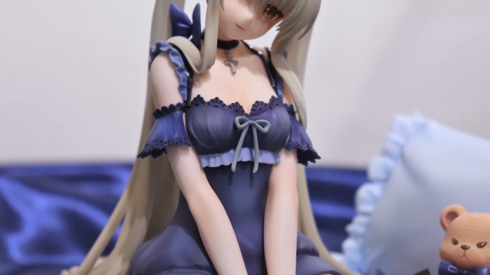 邻家的天使同学 椎名真昼 小恶魔