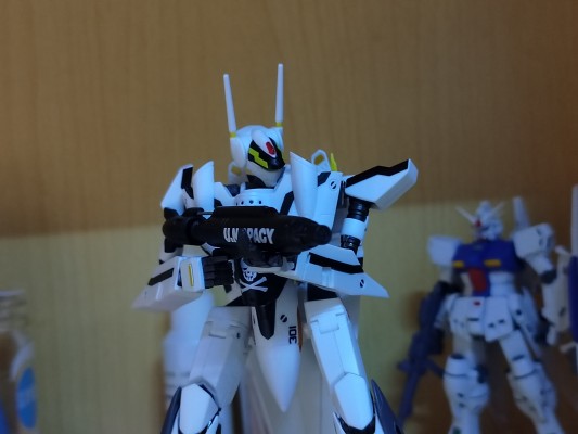 HI-METAL R 超时空要塞ZERO  VF-0S 凤凰（罗伊‧福克专用机）