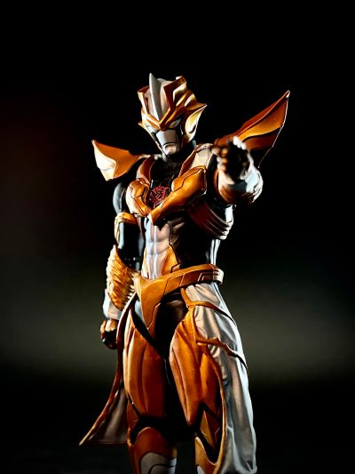 S.H.Figuarts  奥特银河格斗 命运冲突 阿布索留特塔尔塔洛斯
