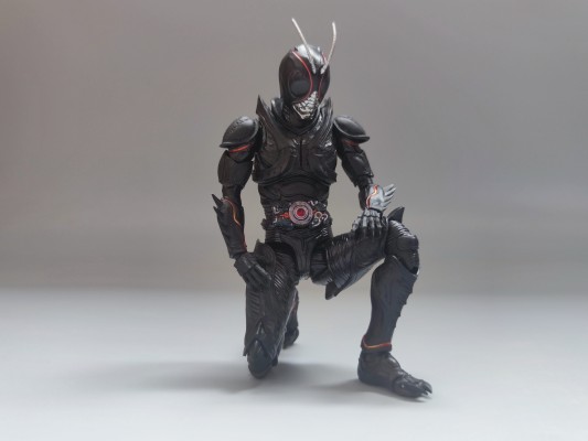 S.H.Figuarts 假面骑士暗日（BLACK SUN） 假面骑士影月