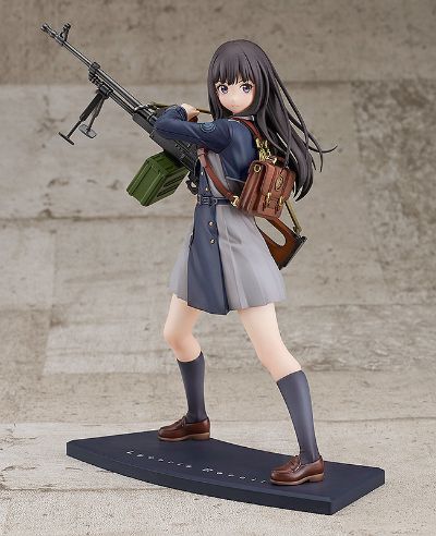 莉可丽丝 井上泷奈
