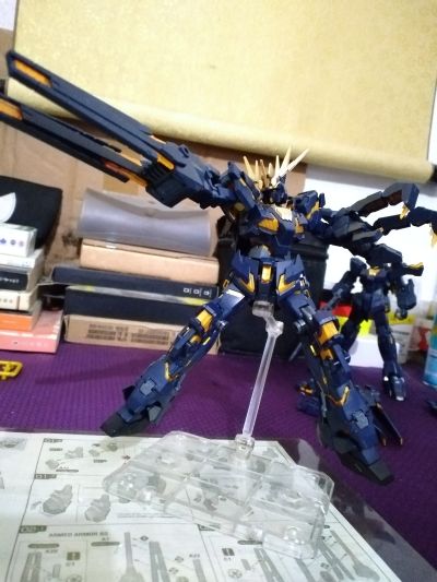 HGUC 1/144 	机动战士高达UC 	RX-0 独角兽高达2号机 报丧女妖 (毁灭模式)